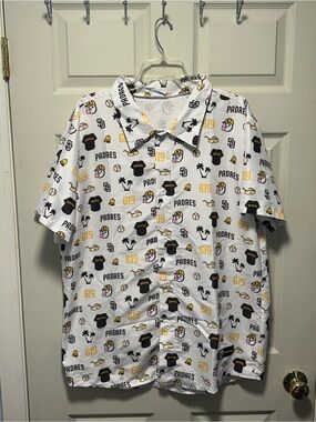BDA Sports MLB San Diego Padres Jack in the Box Hawaiian Shirt Button Up Size XL